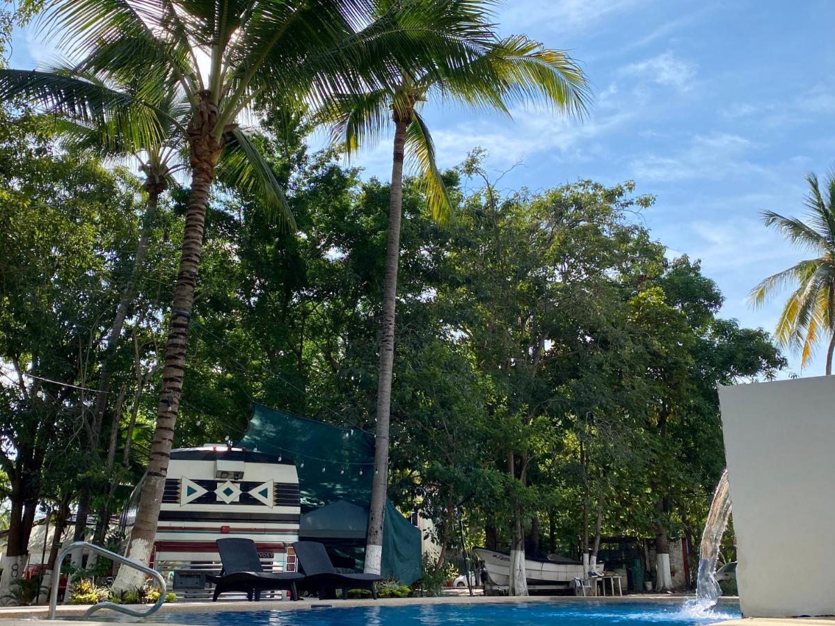 Delias Trailer Park Hotel Rincon de Guayabitos Eksteriør billede