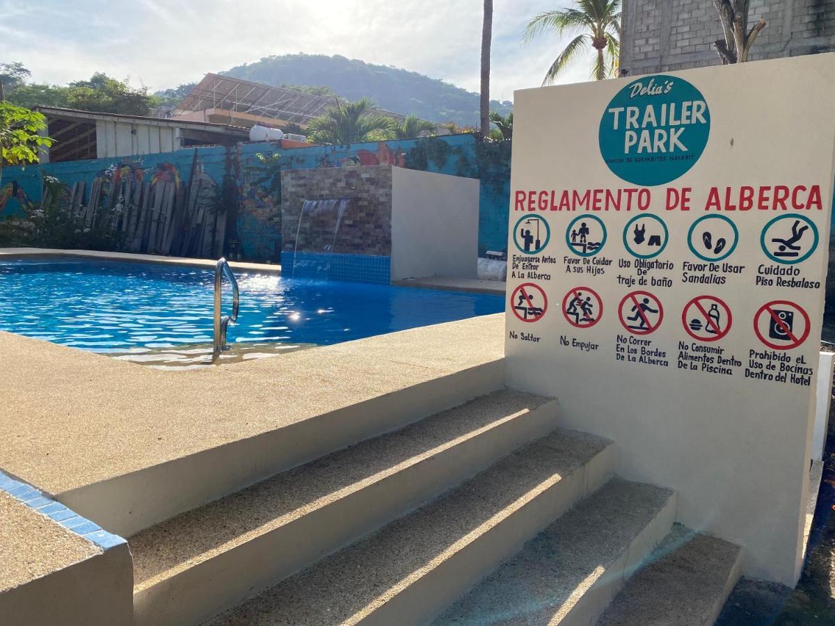 Delias Trailer Park Hotel Rincon de Guayabitos Eksteriør billede